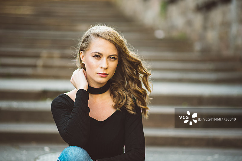 城市女性时尚肖像图片素材