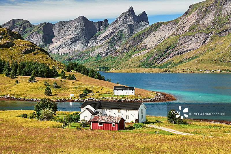 挪威罗弗敦群岛的Vestvagoy岛图片素材