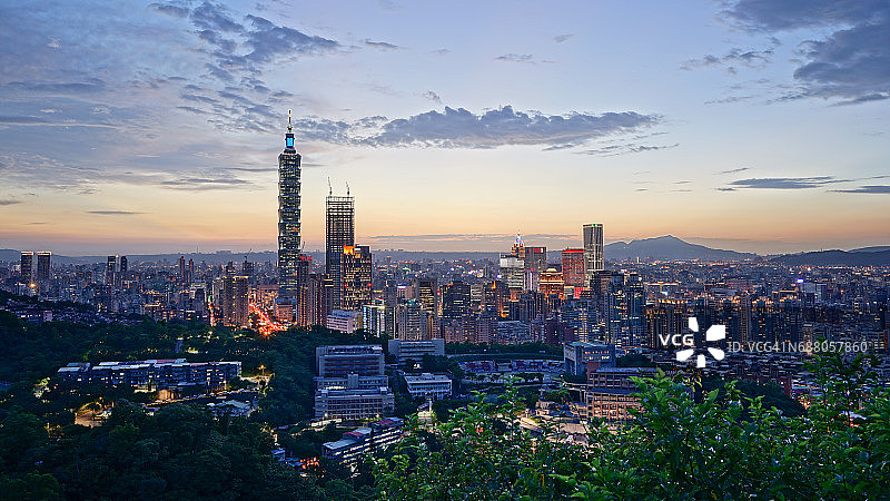 台北城市日落景观图片素材