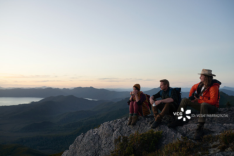 简单的快乐图片素材