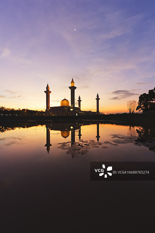 标志斋月开始的新月图片素材