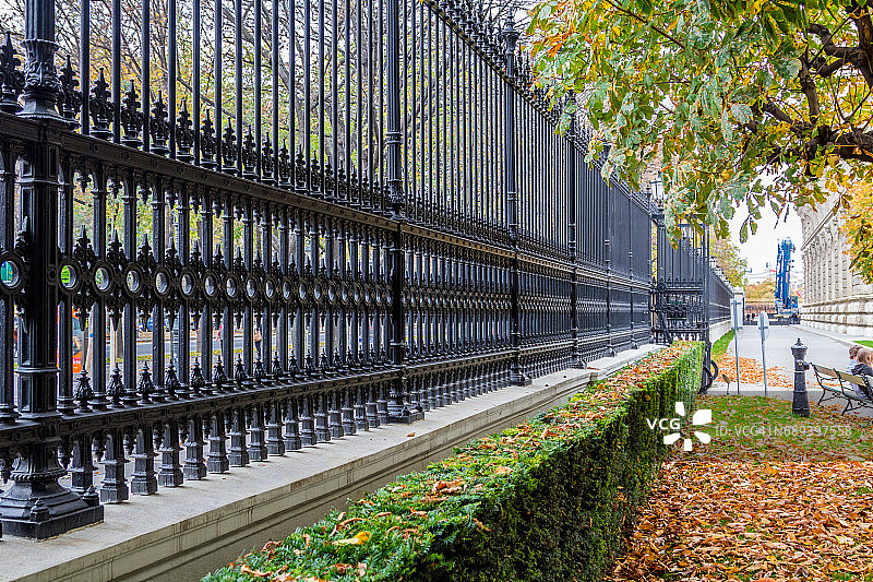 秋季奥地利维也纳人民公园栅栏图片素材