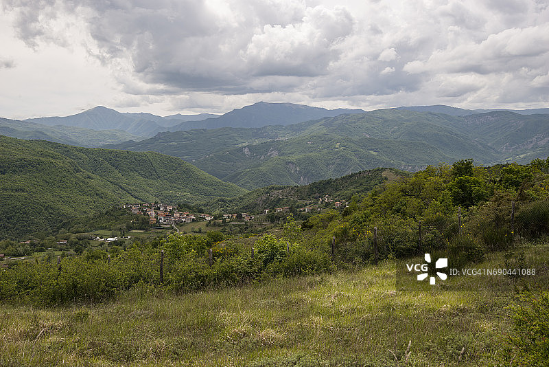 意大利皮亚琴察省波吉奥洛镇高空景观图片素材