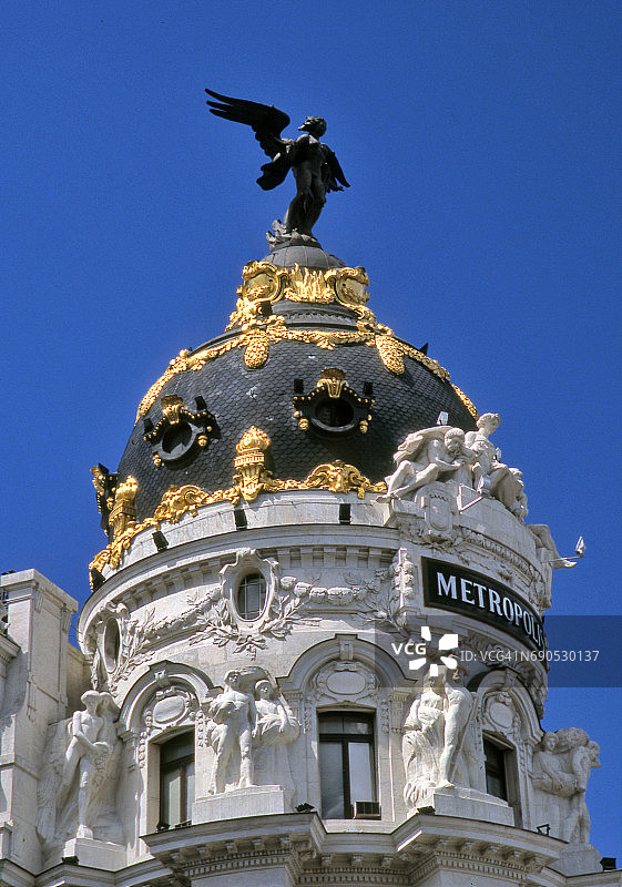 马德里大都会大厦的穹顶图片素材