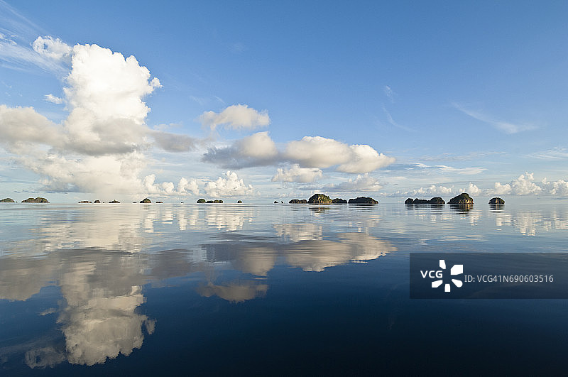 拉贾安帕群岛，米苏尔图片素材