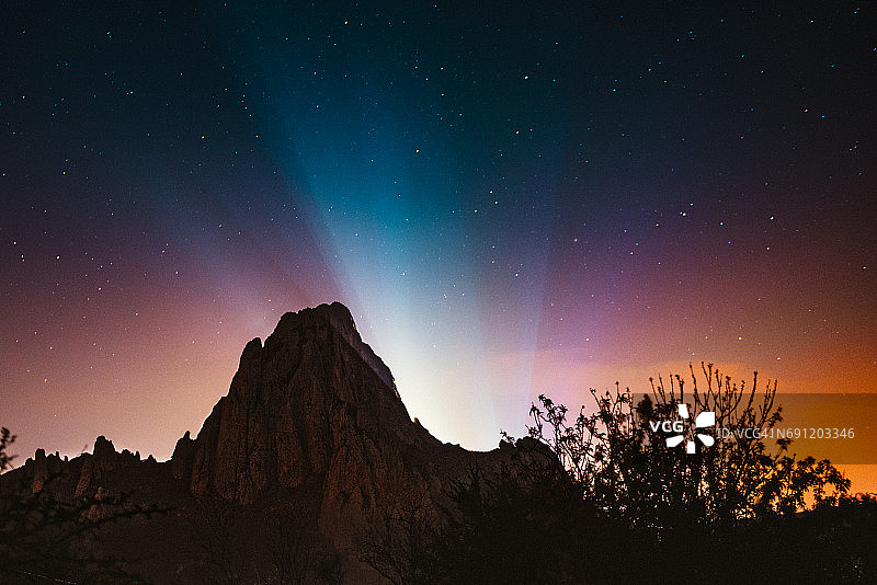 贝纳尔克雷塔罗巨石图片素材