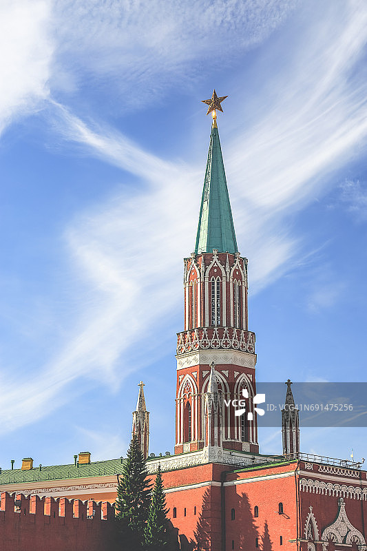 俄罗斯莫斯科红场上的克里姆林宫尼科尔斯卡娅塔楼图片素材