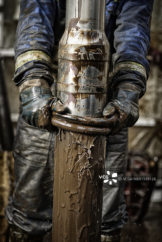 石油钻井平台工人3.0图片素材