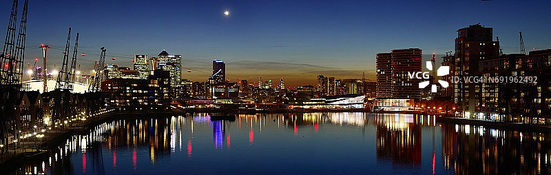暮光之城码头区全景图片素材