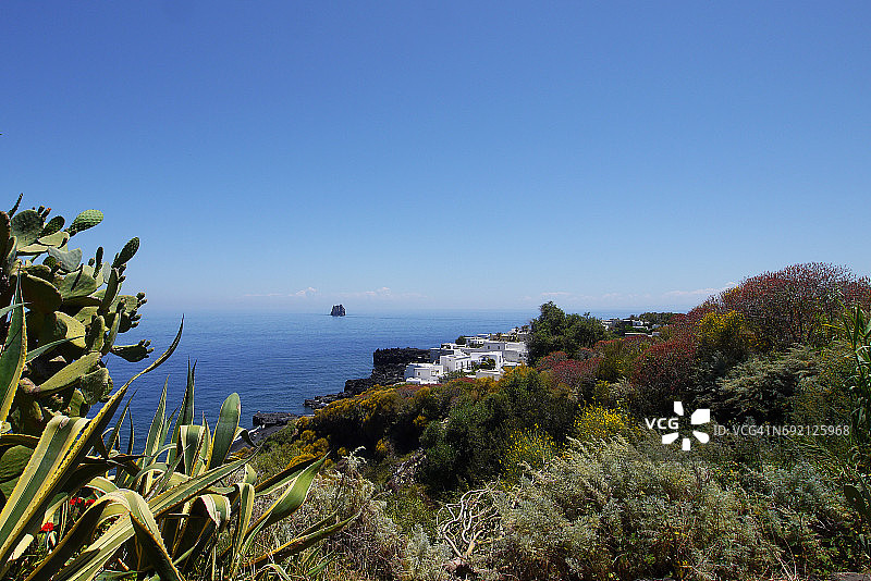 斯特龙博利岛的皮斯西塔村图片素材