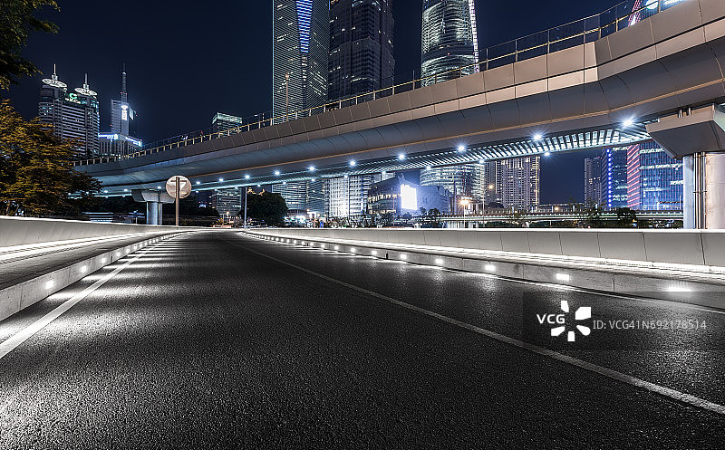 上海城市道路图片素材