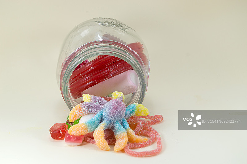 儿童糖果瓶图片素材