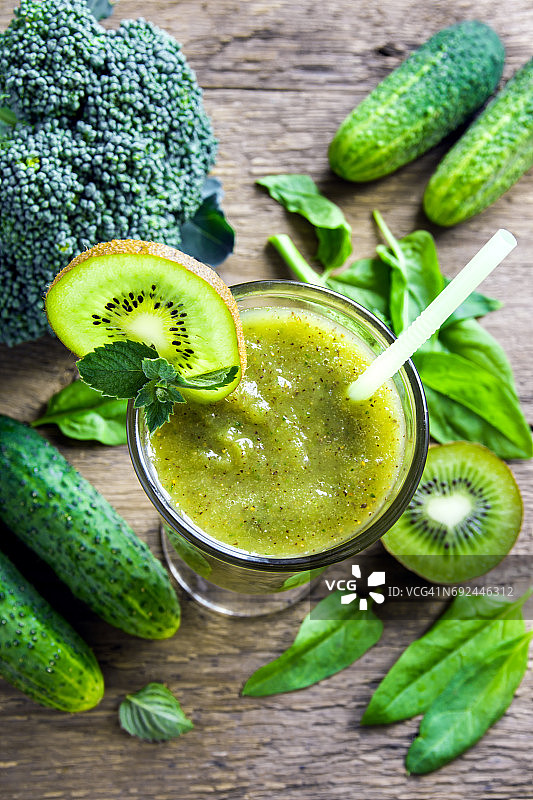 绿色蔬菜冰沙图片素材