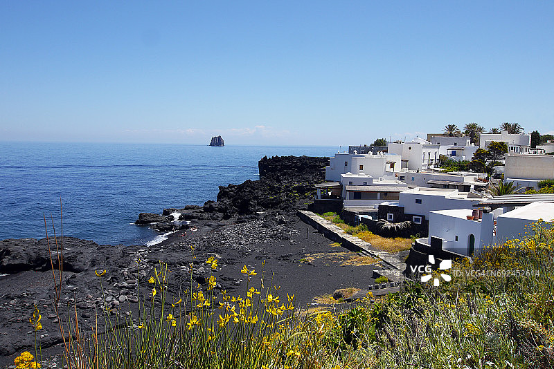 斯特龙博利岛的皮斯西塔村图片素材