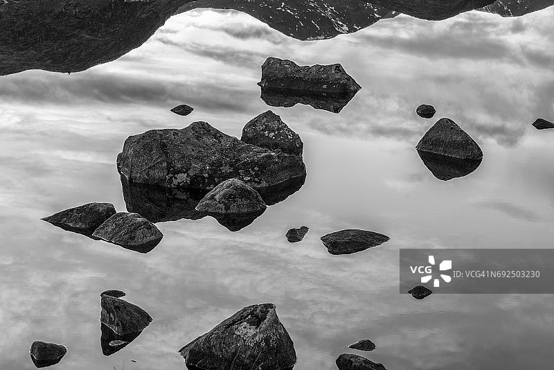黑白风格的洛赫纳哈赫莱斯湖图片素材