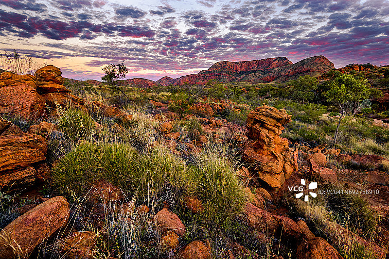 奥米斯顿池塘图片素材