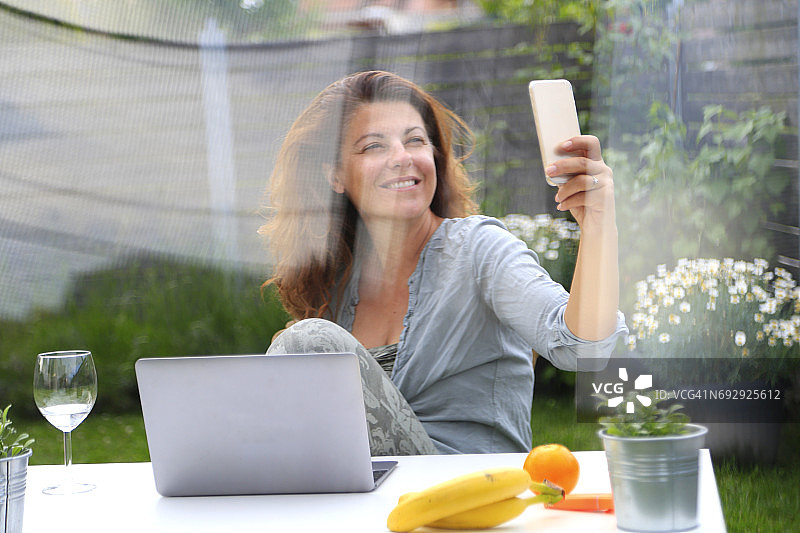 自然环境中的办公室-理想的办公室图片素材