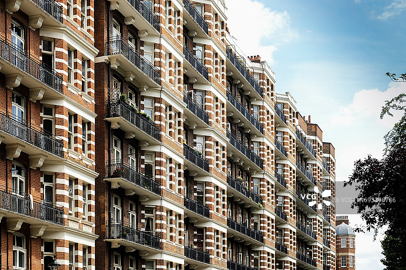皮姆利科爱德华七世风格公寓楼，位于安布罗斯登大街图片素材