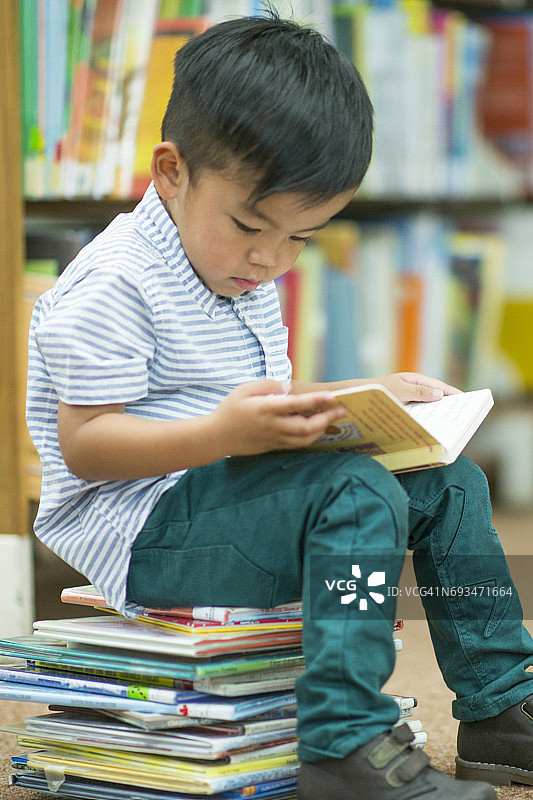 享受阅读图片素材