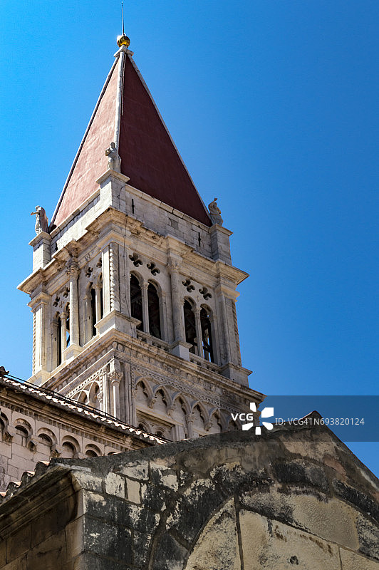 克罗地亚特罗吉尔圣劳伦斯大教堂钟楼（塔楼细节）图片素材