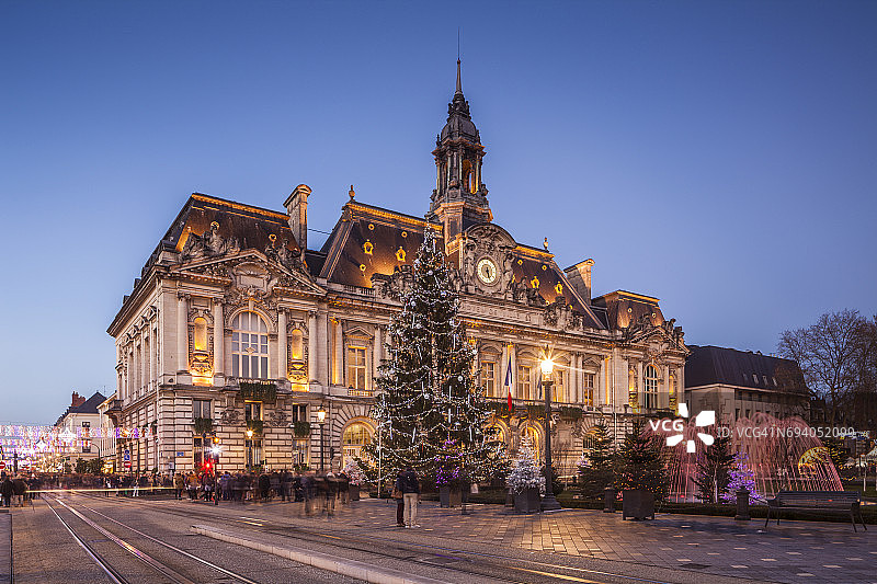 图尔市政厅的圣诞装饰品图片素材