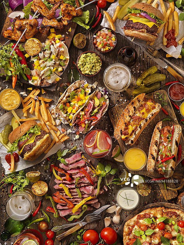 手持烧烤美食图片素材