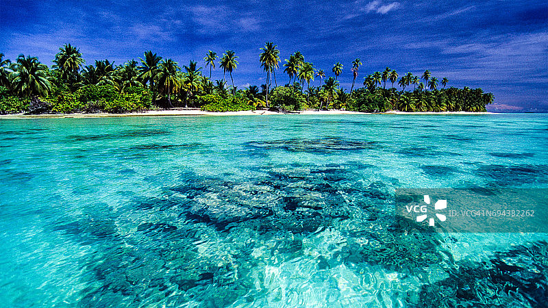 苏瓦迪瓦环礁岛屿风光图片素材