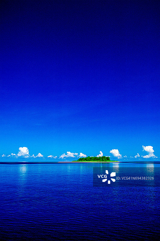 苏瓦迪瓦环礁岛屿风光图片素材