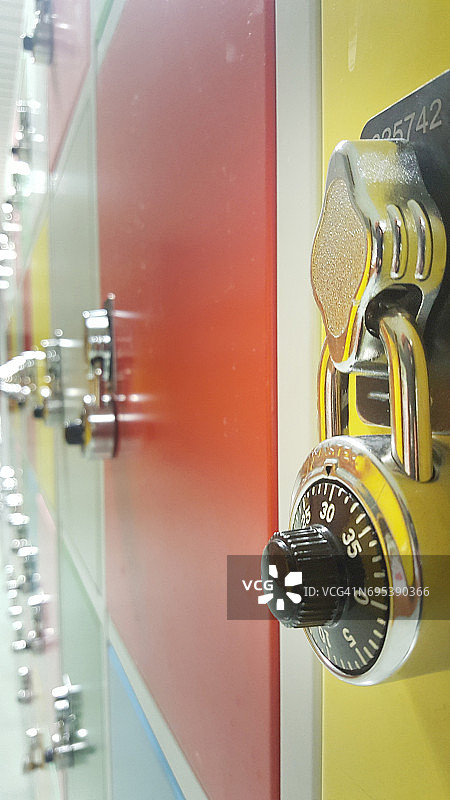 锁着的图片素材