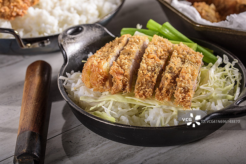 日式炸猪排饭图片素材
