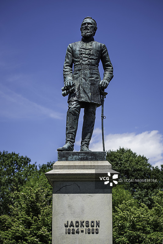 石墙杰克逊墓上的雕像图片素材
