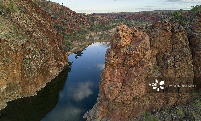 北领地西麦克唐奈山脉格伦海伦峡谷航拍图像图片素材