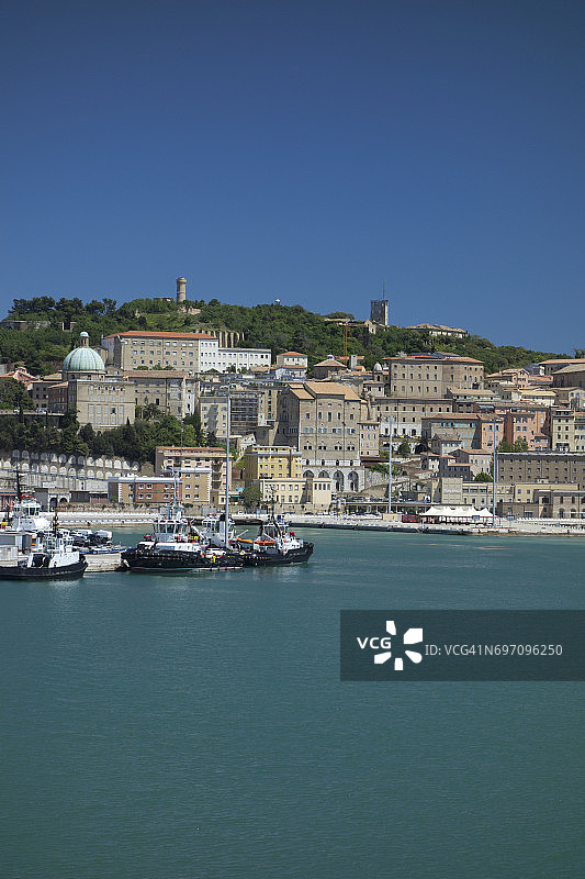 欧洲意大利安科纳港口风光图片素材