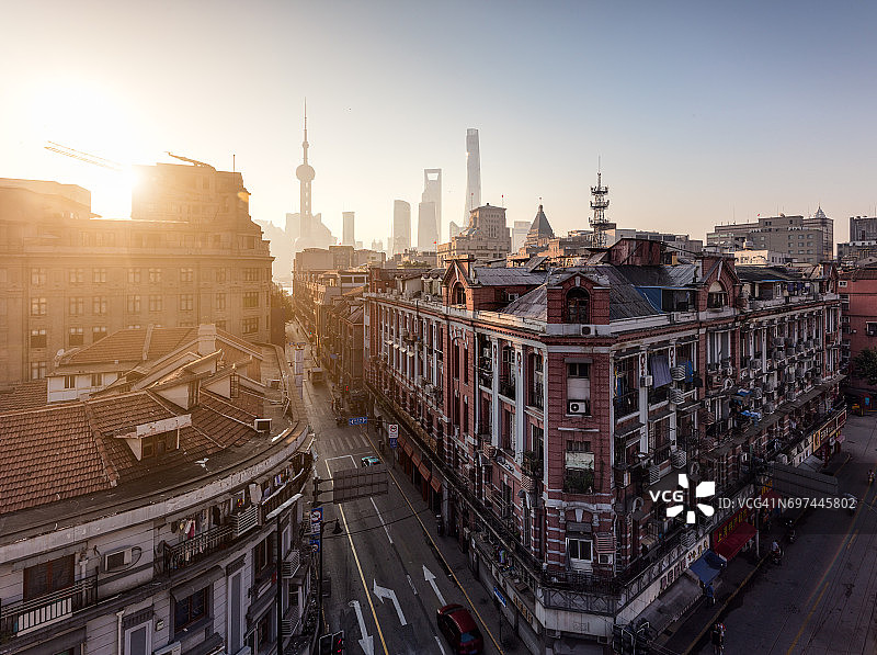 日出时的外滩图片素材