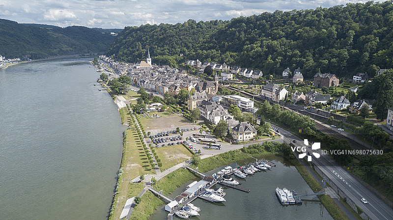 德国莱茵兰-普法尔茨，圣戈尔斯豪森，卡茨城堡，中上莱茵河谷，联合国教科文组织世界遗产图片素材