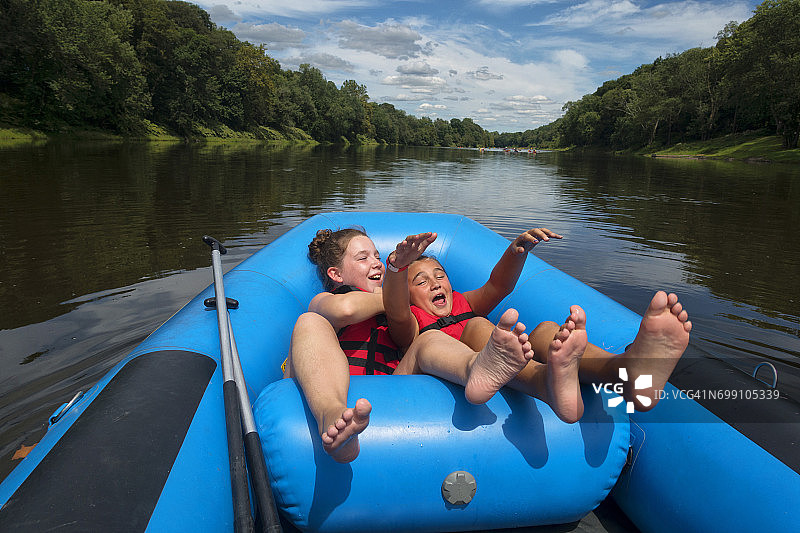在特拉华河上漂流图片素材