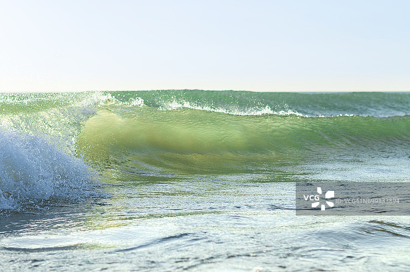 打破波图片素材