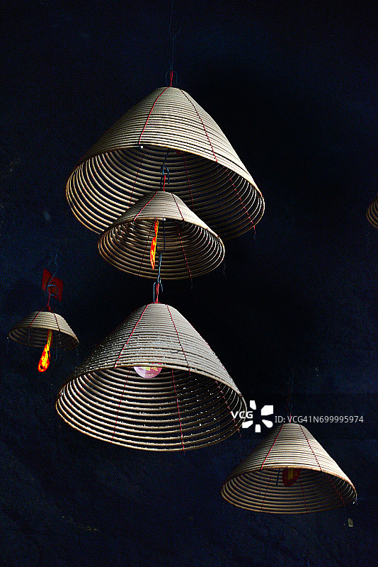 中式线香盘绕图案图片素材