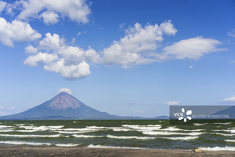 尼加拉瓜湖和康塞普西翁火山图片素材