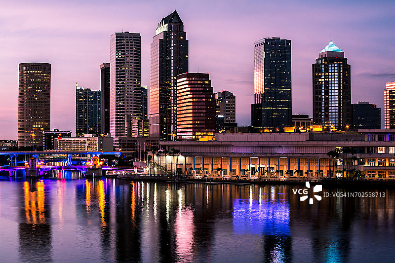 坦帕市中心天际线图片素材