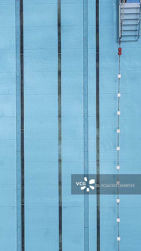 游泳池细节俯视图图片素材