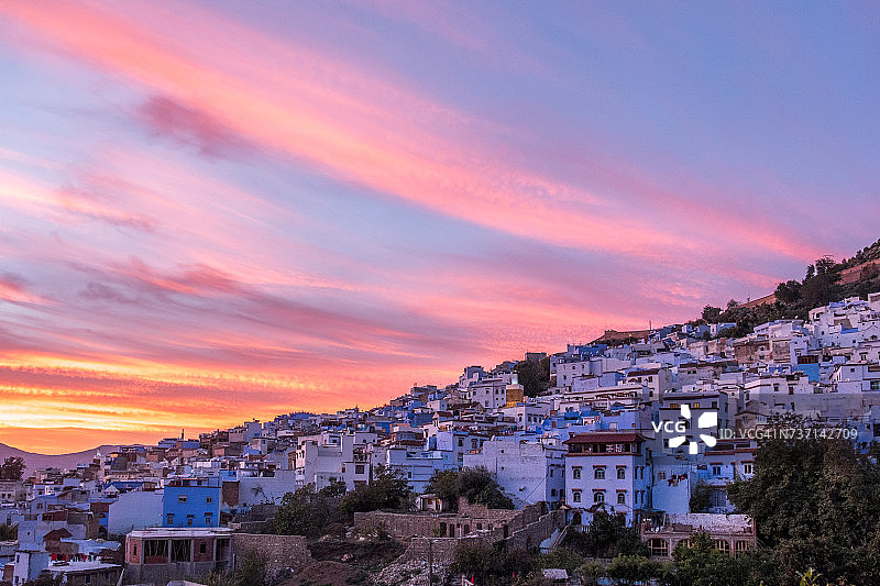 丹吉尔-得土安舍夫沙万日落图片素材