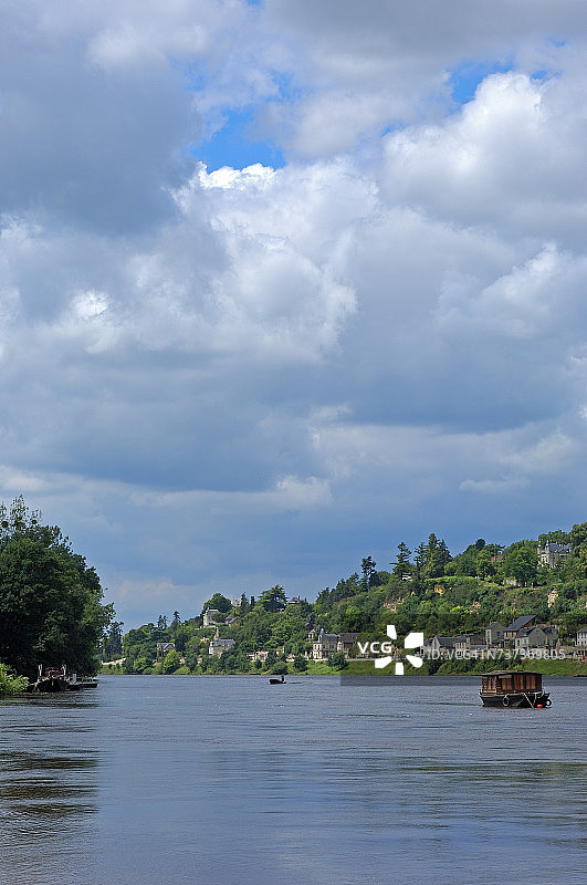 法国卢瓦尔河谷维埃纳河图片素材