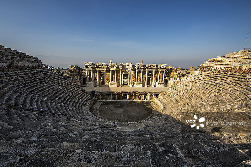 希拉波利斯-帕穆克卡莱剧院图片素材