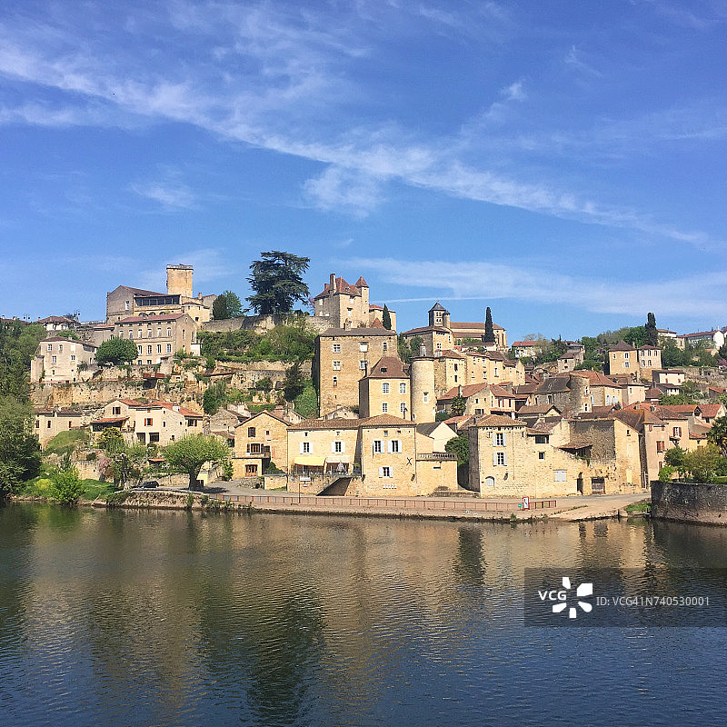 法国洛特省皮伊莱韦克镇景色图片素材