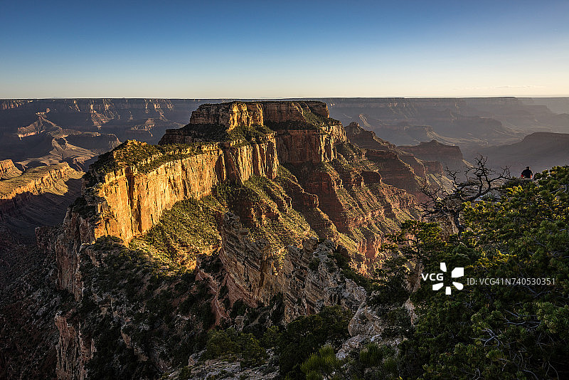 美国亚利桑那州大峡谷皇家角瞭望台的沃坦宝座图片素材