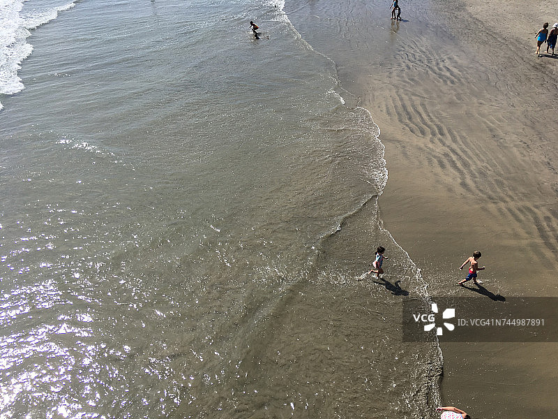 沙滩游戏图片素材