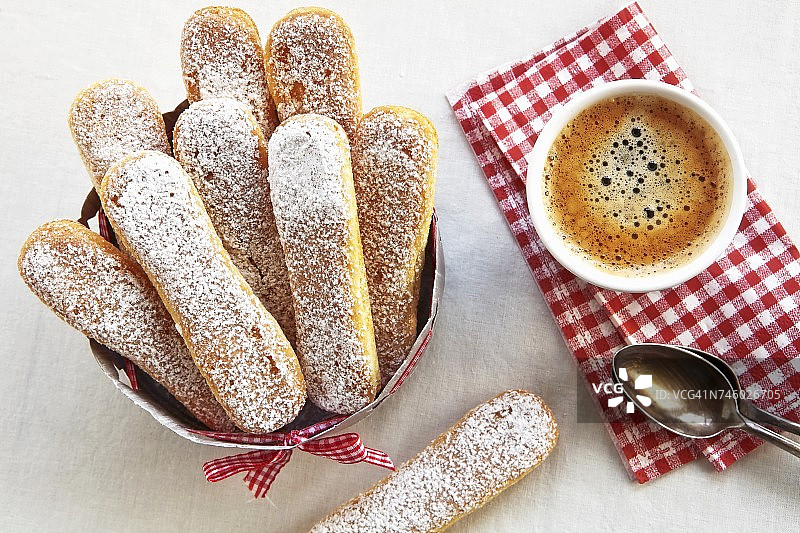 手指饼干和咖啡图片素材