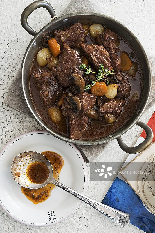 勃艮第红酒炖牛肉，法国图片素材