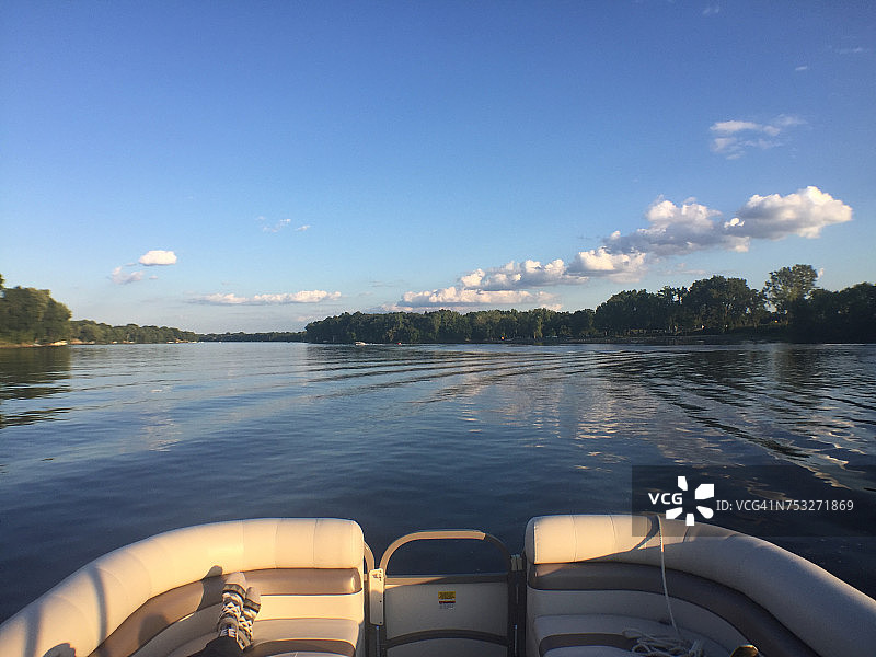 湖的生活图片素材